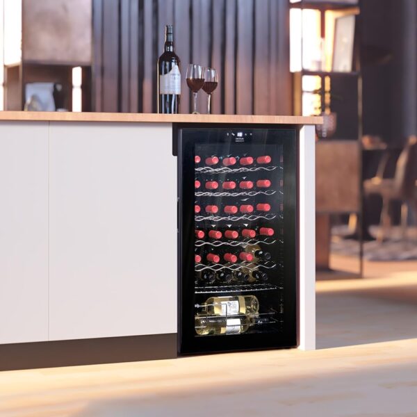 Cecotec Cave à vin 34 bouteilles Bolero grandsommelier 34030 black compressor, 80 L, Refroidissement par compresseur, Température réglable de 5 à 18°C, Commande tactile, Affichage, LED intérieur. [Classe énergétique G] – Image 4